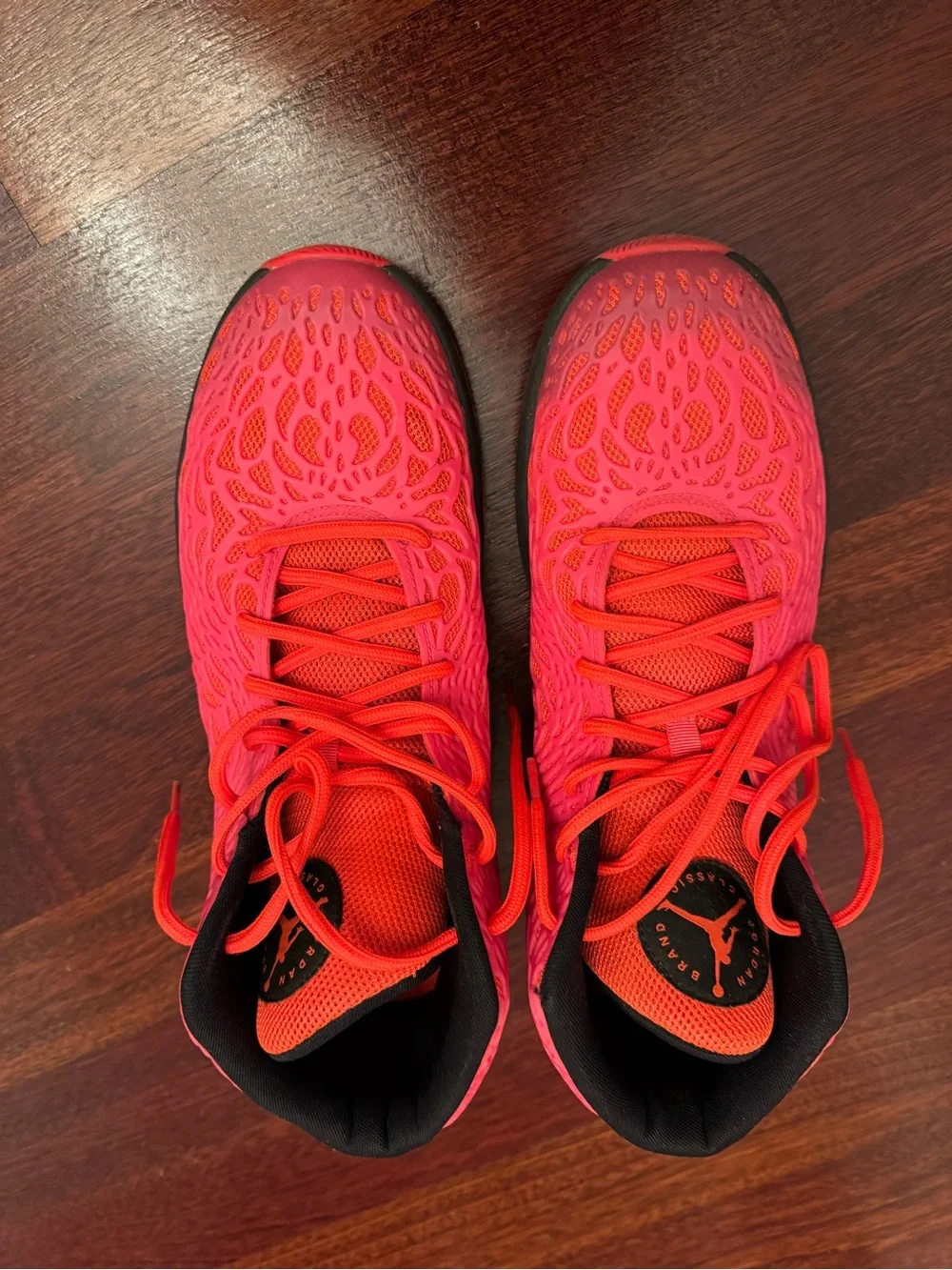 NIKE AIR JORDAN ULTRA.FLY JIMMY BUTLER INFRARED SNEAKER